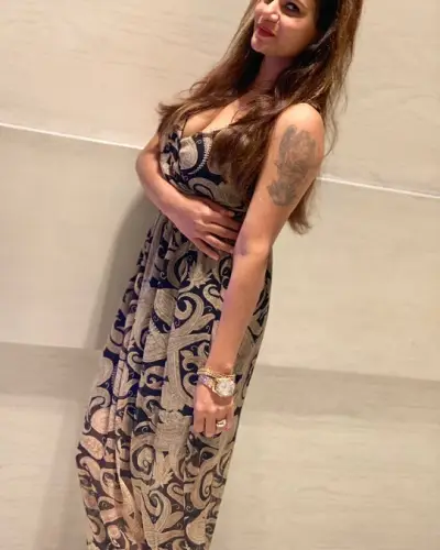 West Nimar Escort